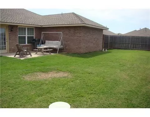 4415 Applegate Dr, Moore, OK 73160 photo 20