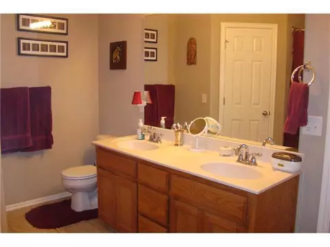 4415 Applegate Dr, Moore, OK 73160 photo 12