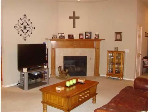 4415 Applegate Dr, Moore, OK 73160 photo 6