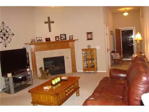 4415 Applegate Dr, Moore, OK 73160 photo 5