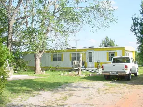 8712 E Franklin Rd, Norman, OK 73026 photo 1