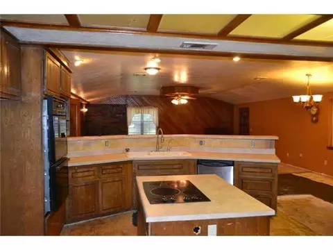 408 Williams Ave, Tuttle, OK 73089 photo 8