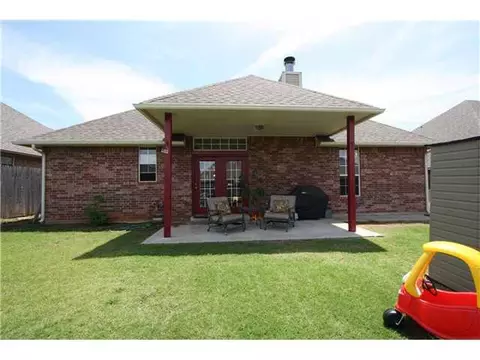 605 Elder Ln, Mustang, OK 73064 photo 20