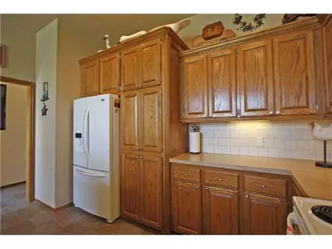 605 Elder Ln, Mustang, OK 73064 photo 7