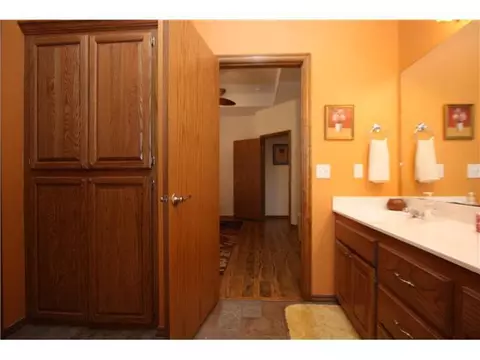 605 Elder Ln, Mustang, OK 73064 photo 14