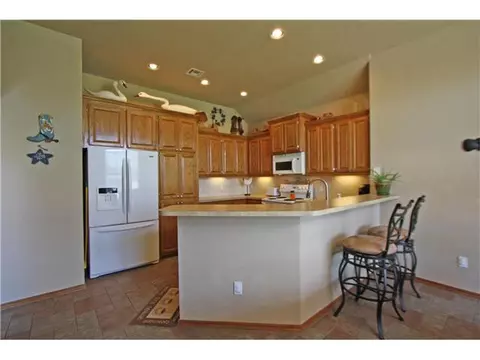 605 Elder Ln, Mustang, OK 73064 photo 2
