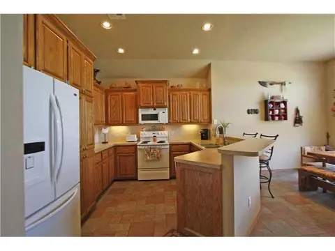 605 Elder Ln, Mustang, OK 73064 photo 5