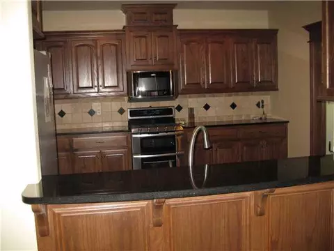 306 Mounds Rd, Harrah, OK 73045 photo 8