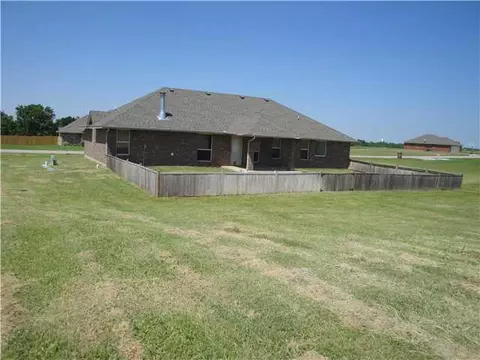 2001 Stonegate, Tuttle, OK 73089 photo 16
