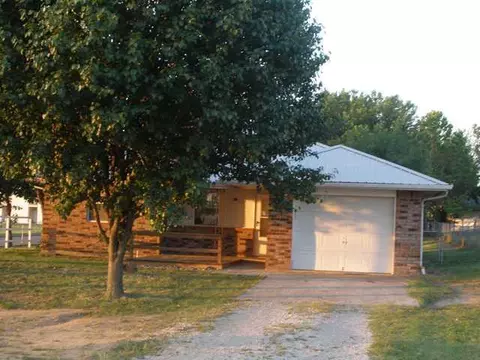 2221 8th St, Prague, OK 74864 photo 1