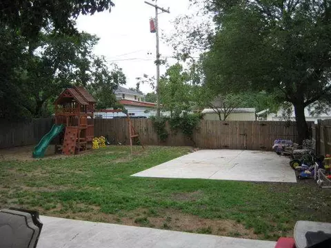 322 E 3rd St, Edmond, OK 73034 photo 3