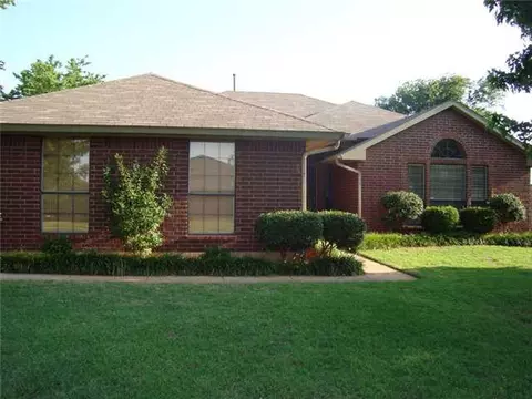 464 Waterfront Dr, Norman, OK 73071 photo 1
