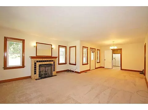 232 E 5th St, Edmond, OK 73034 photo 5