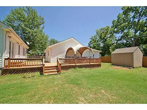 232 E 5th St, Edmond, OK 73034 photo 3