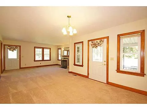 232 E 5th St, Edmond, OK 73034 photo 6