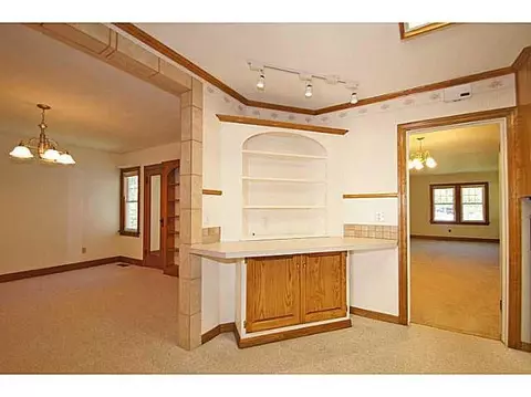 232 E 5th St, Edmond, OK 73034 photo 8