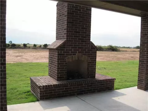 1303 Riata Rd, Tuttle, OK 73089 photo 5