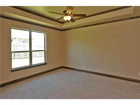405 War Eagle, Yukon, OK 73099 photo 5