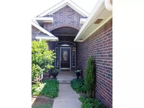 1616 Hemingway Dr, Edmond, OK 73013 photo 15