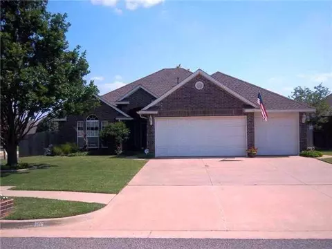 1616 Hemingway Dr, Edmond, OK 73013 photo 1