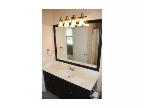 2301 Avenel Dr, Moore, OK 73160 photo 9