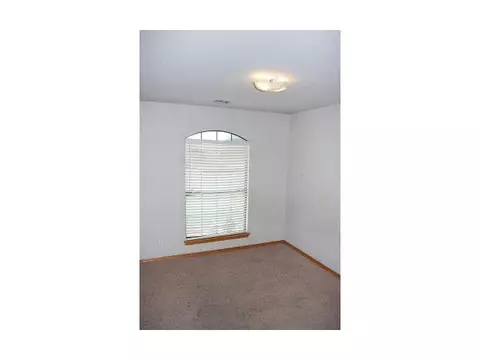 2301 Avenel Dr, Moore, OK 73160 photo 12