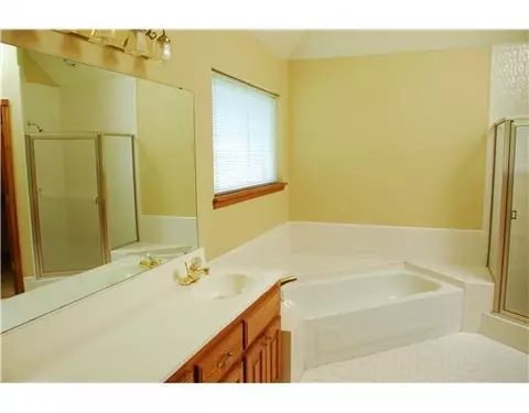 2916 Kyle Ct, Moore, OK 73160 photo 15