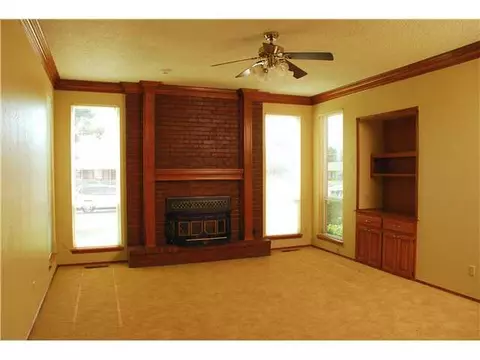 2916 Kyle Ct, Moore, OK 73160 photo 3
