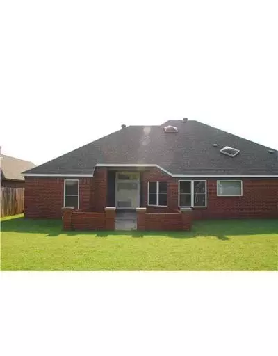 2916 Kyle Ct, Moore, OK 73160 photo 17