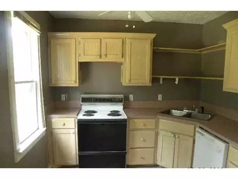 2072 Fox Ln, Tuttle, OK 73089 photo 5