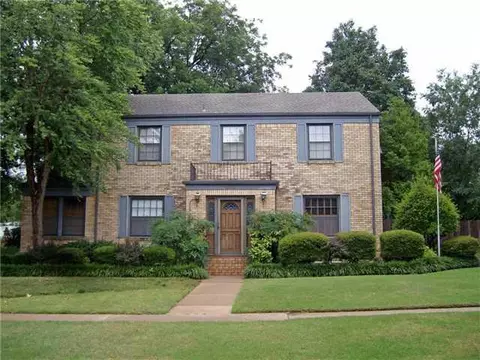 840 Maple St, Yukon, OK 73099 photo 2