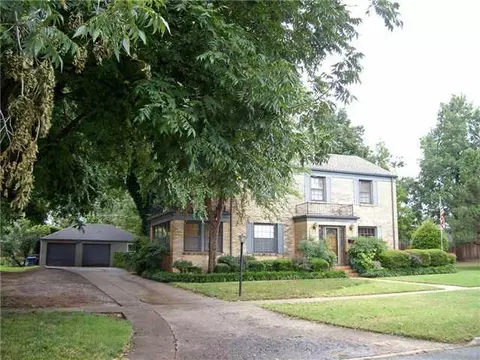 840 Maple St, Yukon, OK 73099 photo 1