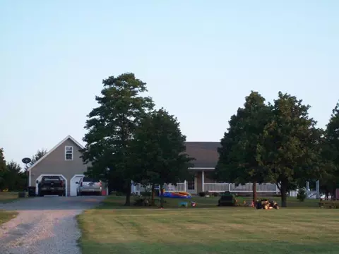 43499 Bob Crouch Rd, Tecumseh, OK 74873 photo 2