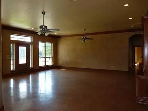 4100 E Franklin Rd, Norman, OK 73026 photo 4