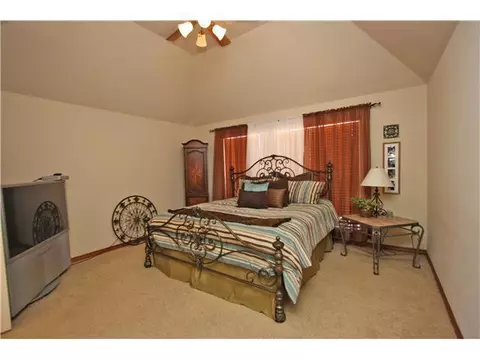 1405 Riata Rd, Tuttle, OK 73089 photo 11
