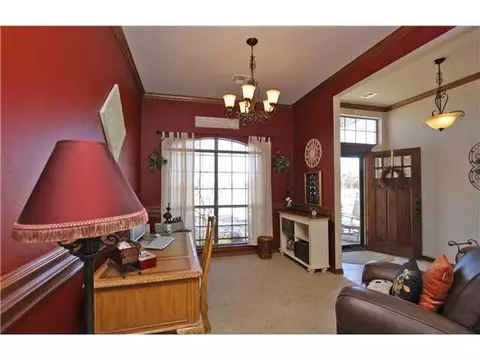 1405 Riata Rd, Tuttle, OK 73089 photo 4