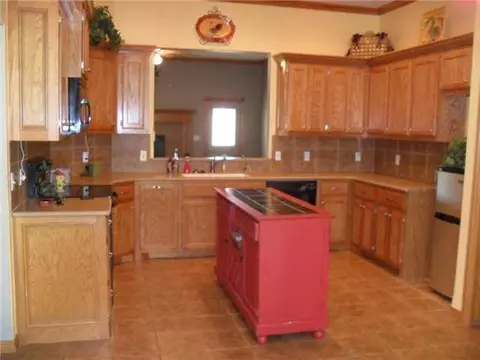 1720 Ruby Dr, Blanchard, OK 73010 photo 3