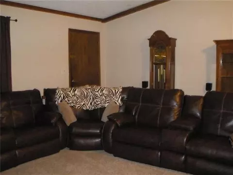 356244 E 1070 Rd, Prague, OK 74864 photo 2