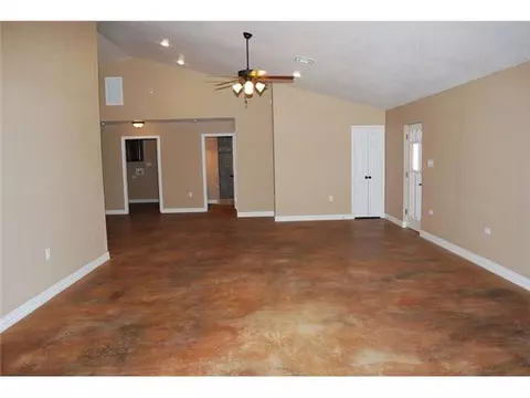 1071 James Robinson Rd, Mcloud, OK 74851 photo 5
