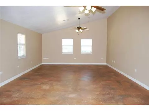 1071 James Robinson Rd, Mcloud, OK 74851 photo 4