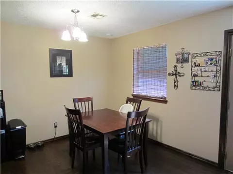 103 Taft Dr, Chickasha, OK 73018 photo 5