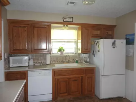 3905 S Mockingbird Rd, Chickasha, OK 73018 photo 6