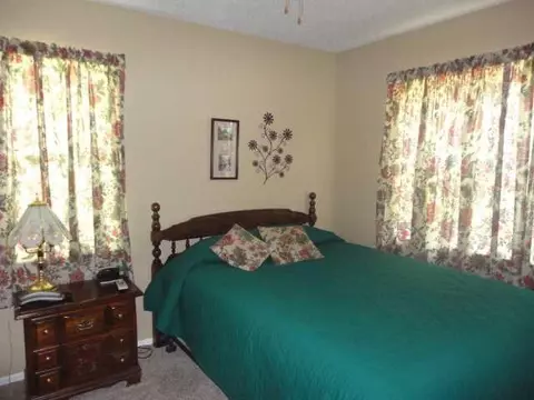 3905 S Mockingbird Rd, Chickasha, OK 73018 photo 9