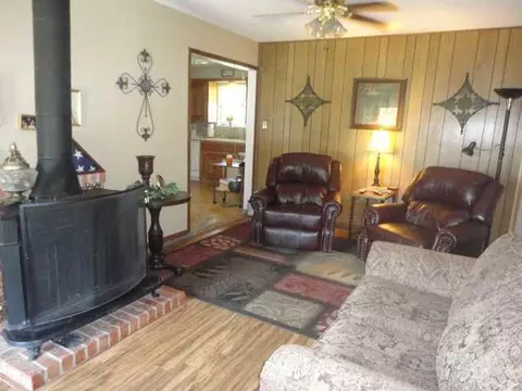 3905 S Mockingbird Rd, Chickasha, OK 73018 photo 5