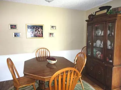 3905 S Mockingbird Rd, Chickasha, OK 73018 photo 3