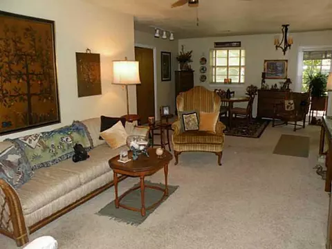 630 E 27th Pl, Edmond, OK 73013 photo 3