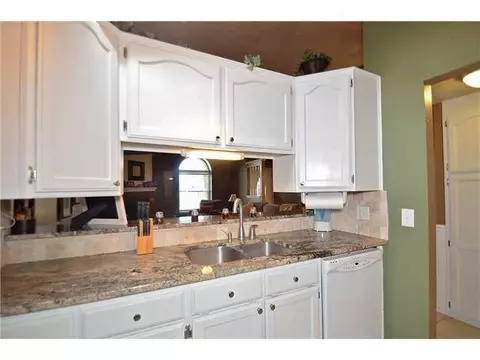 2129 Westmore Dr, Moore, OK 73170 photo 8