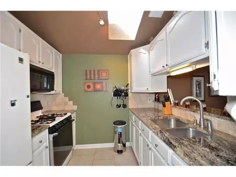2129 Westmore Dr, Moore, OK 73170 photo 7