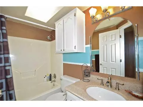 2129 Westmore Dr, Moore, OK 73170 photo 12