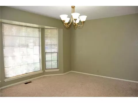 13000 Red Eagle Pass, Edmond, OK 73013 photo 6